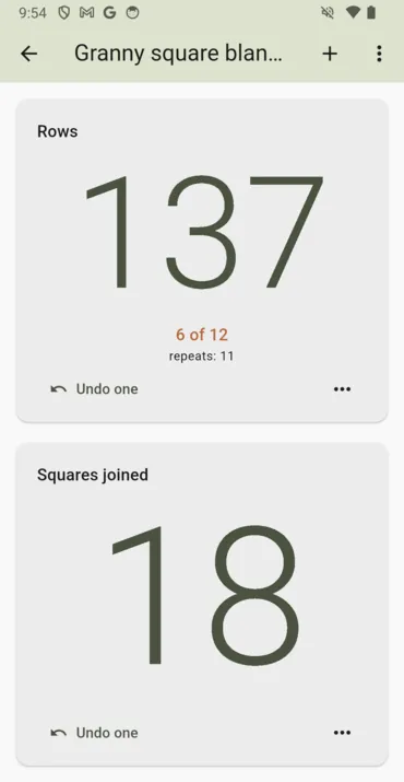 Two counters sharing the screen: rows, with where you are in the repeat, and squares joined